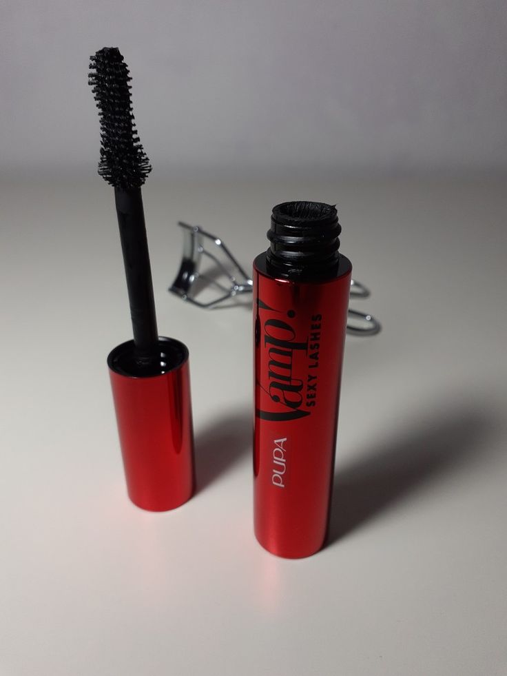 Mascara by Pupa Vamp